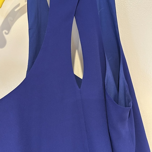 Banana Republic crêpe material top. Blue size small. - Picture 5 of 10